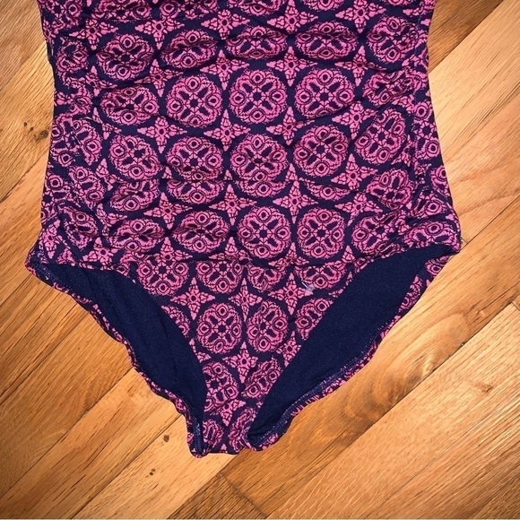 TOMMY Bahama IKAT One Piece Bathing Suit. - Picture 5 of 13